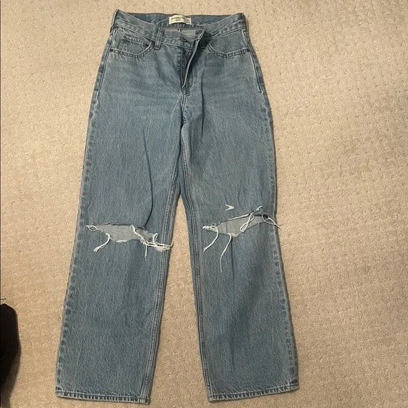 Abercrombie & Fitch Light Blue High Rise Jeans - Picture 1 of 3